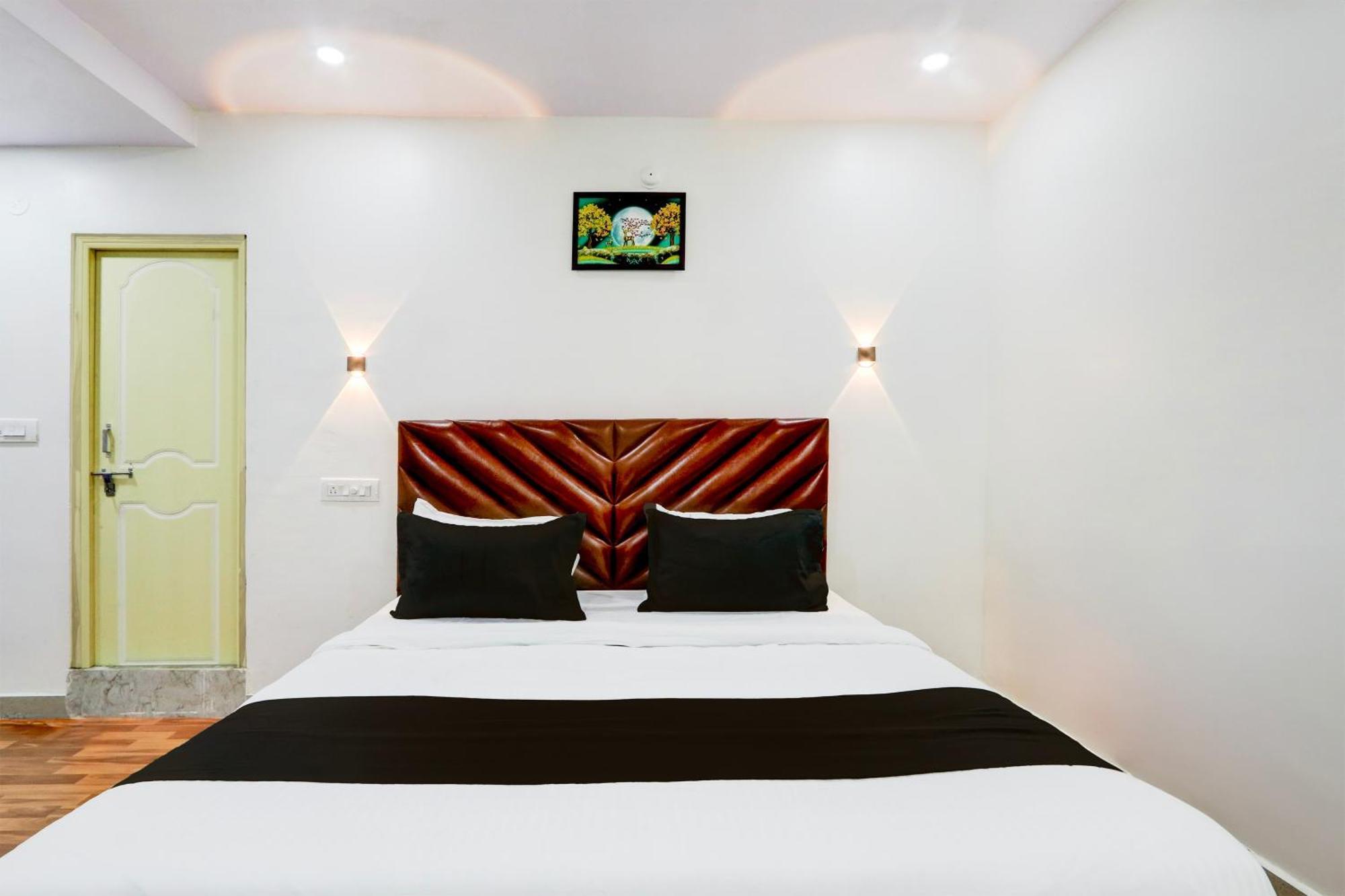 Hotel O Rms Grand Patancheru Екстер'єр фото