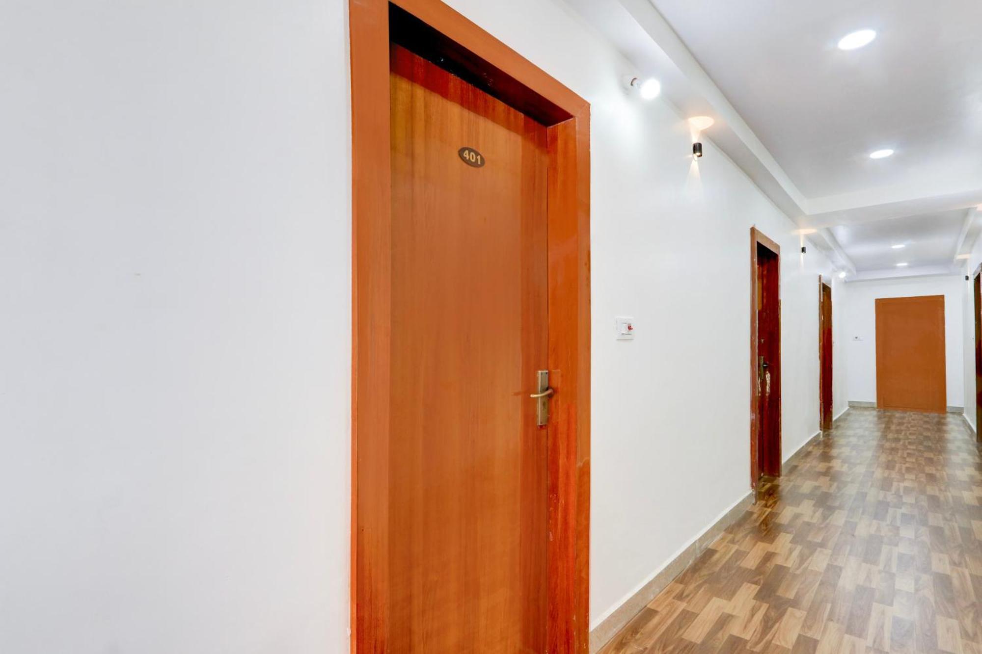 Hotel O Rms Grand Patancheru Екстер'єр фото